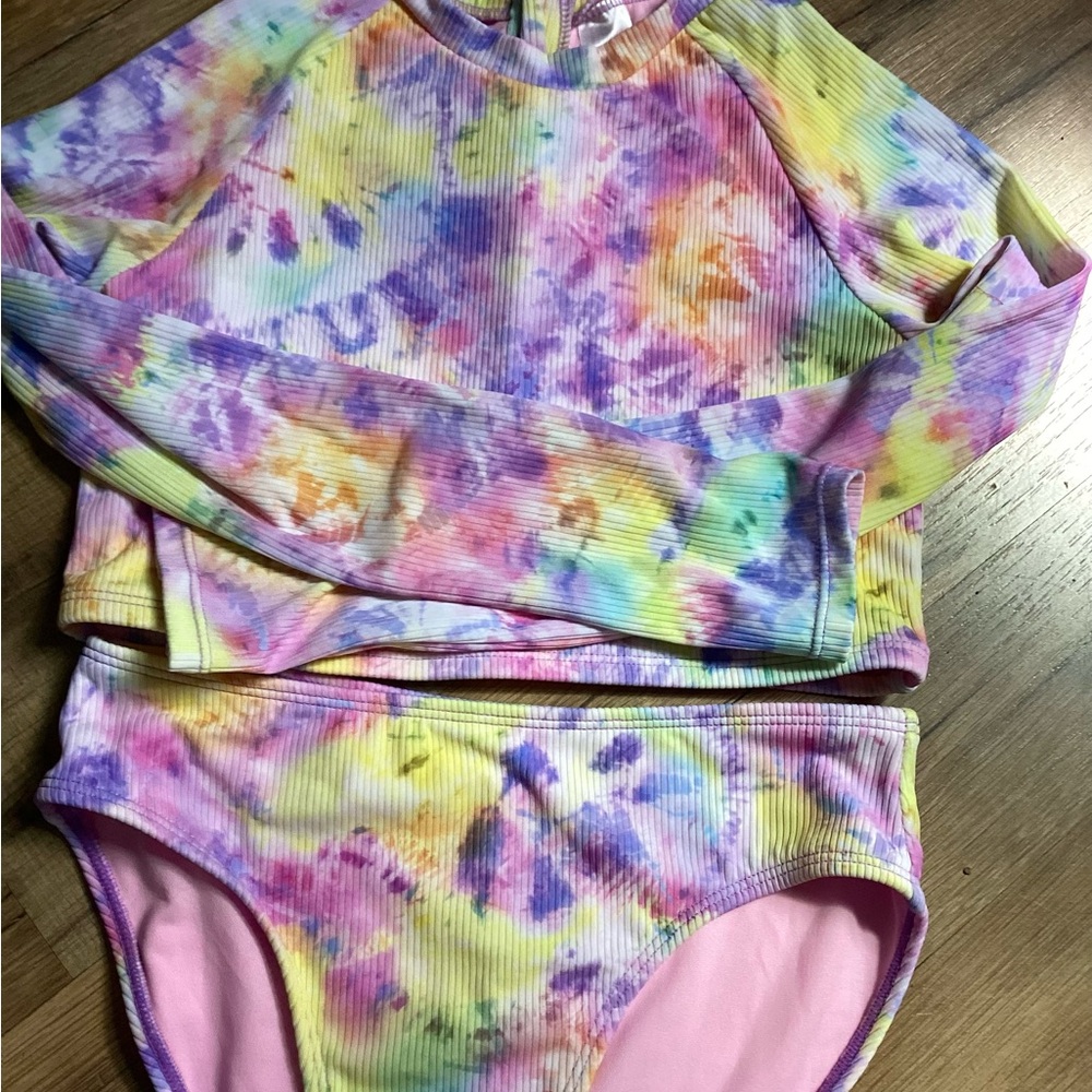Cat & Jack rash guard 2 piece Swimsuit
